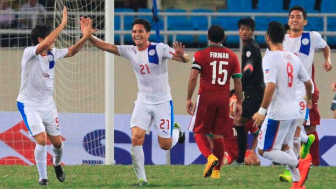 Pemain Filipina rayakan gol ke gawang Indonesia di Piala AFF 2014.