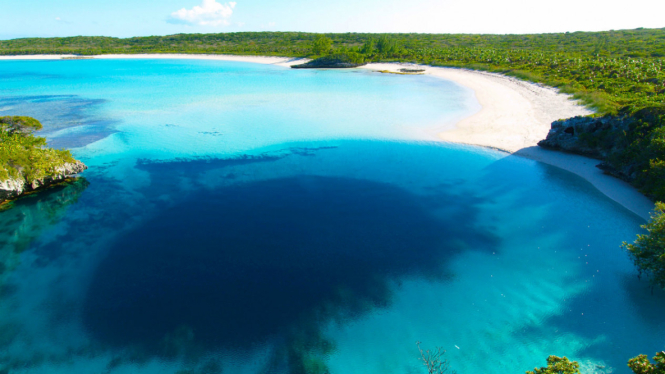 Deans Blue Hole