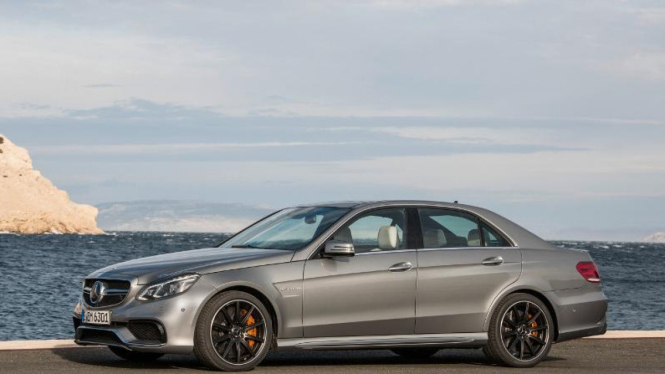 Mercedes-Benz E63 AMG S