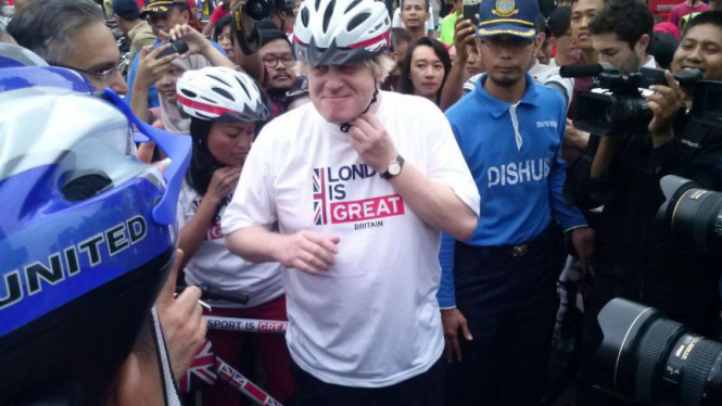 Wali Kota London, Boris Johnson, tengah bersepda di CFD