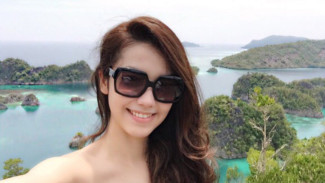 Disebut Menantu Cantik oleh Dewi Yull, Ini Kata Velove
