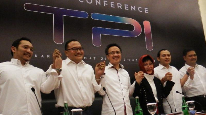Pemilik PT CTPI, Siti Hardiyanti Rukmana didampingi manajemen.