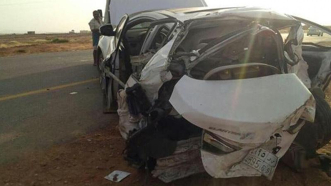 Mobil yang dipakai pengantin malang saat kecelakaan.