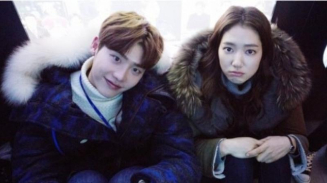 Lee Jong Suk dan Park Shin Hye