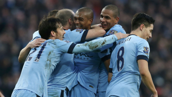 Pemain Manchester City merayakan gol ke gawang Burnley