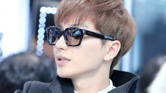 Personel Super Junior Leeteuk