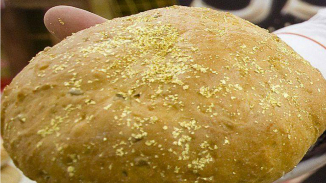 Roti Emas yang harganya $150 atau Rp1,8 juta per 400 gram roti.