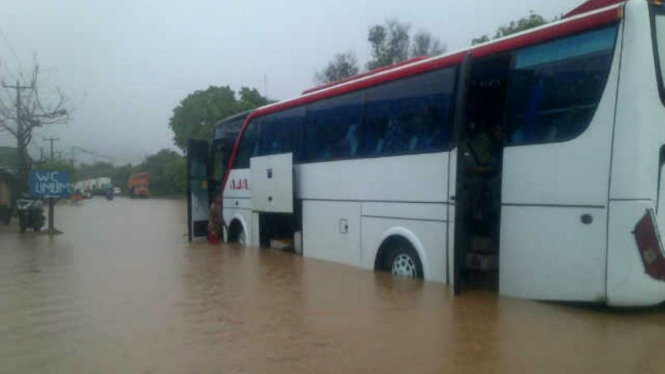 Banjir di Anyer, Banten