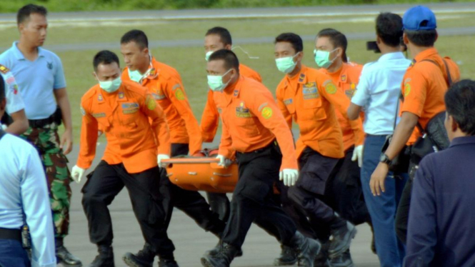 Pengantaran jenazah korban AirAsia ke Pangkalan Bun