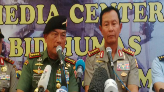 Panglima TNI Jenderal Moeldoko dan Kapolri Jenderal Sutarman