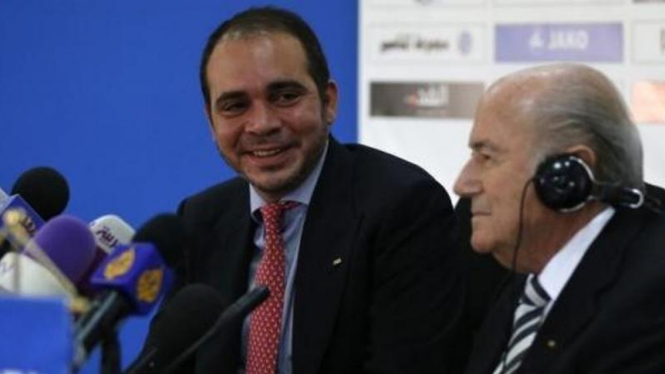 Pangeran Ali Bin Al Hussein bersama Sepp Blatter