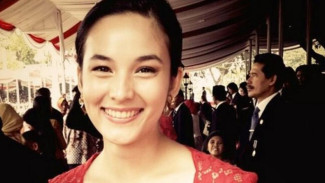 Cara Chelsea Islan Bangun Chemistry dengan Reza Rahadian
