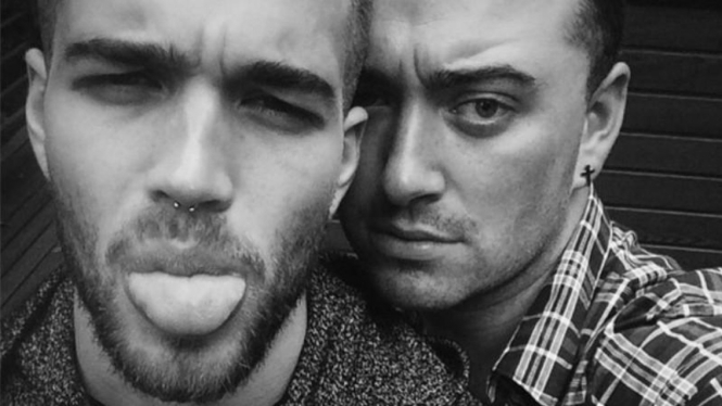 Intip Kedekatan Sam Smith dengan Pacar Prianya