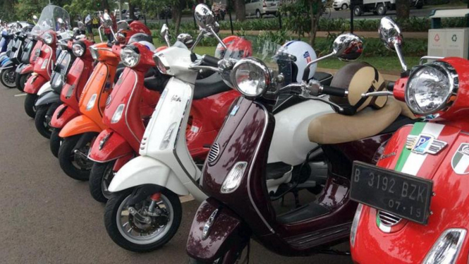 Acara Saturday Morning Ride para pecinta Vespa