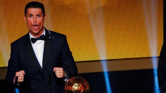 Reaksi Cristiano Ronaldo usai rebut Ballon d'Or