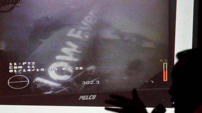 Tampilan yang diduga adalah badan pesawat AirAsia QZ8501