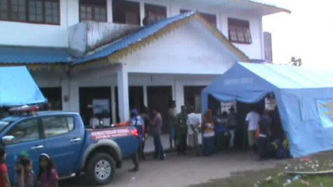 Pengungsi Banjir di Langkat Meningkat kala Pembagian Makan