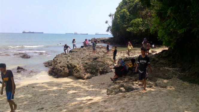Keindahan Pantai Pasir Putih Nusakambangan, Cilacap, Jawa Tengah