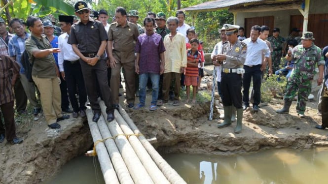 Tanggul Sungai Cegah Banjir di Langkat Dibangun 2016