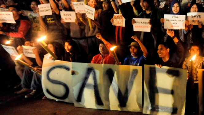 Aksi unjuk rasa dukung KPK di Makassar