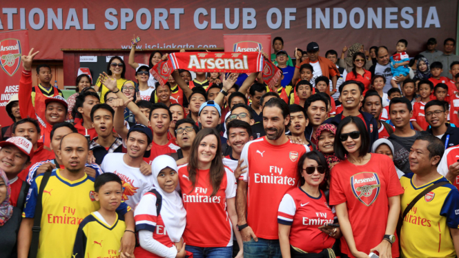 Legenda Sepakbola Arsenal Robert Pires di Indonesia