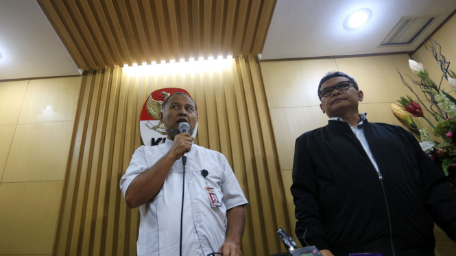 Bambang Widjojanto dan Johan Budi Konpres di KPK