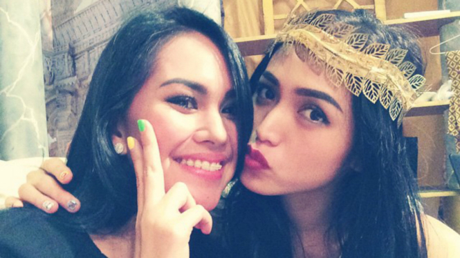 Kartika Putri dan Jessica Iskandar