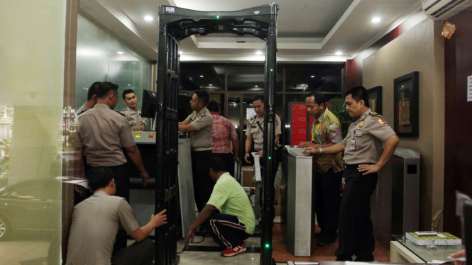 Bareskrim Dipasang Metal Detector