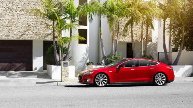 Tesla Model S P85D