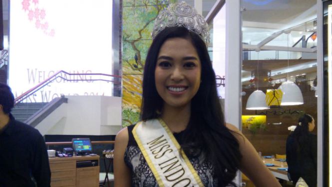 Miss Indonesia 2014 Maria Rahajeng