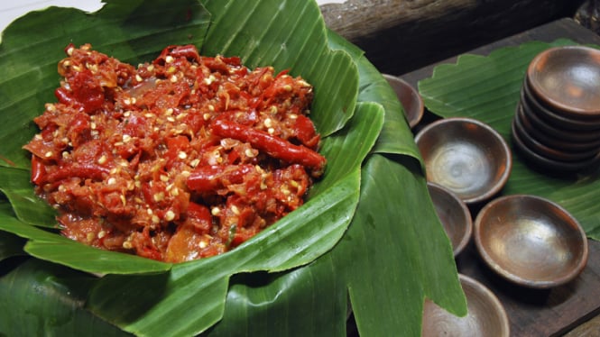 Sambal menggugah selera.