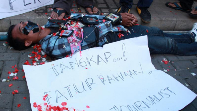Aksi solidaritas wartawan Bekasi atas pemukulan wartawan, Jumat (20/2/2015)