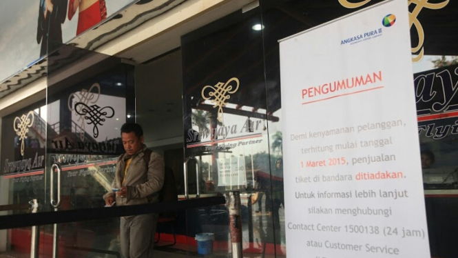 penutupan loket penjualan tiket di bandara soekarno hatta