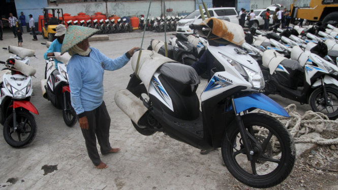 Ekspor sepeda motor buatan Indonesia