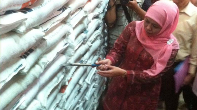 Mensos Berang Ribuan Ton Beras Menumpuk di Gudang Bulog Sumsel