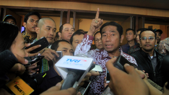  Wakil Ketua DPRD DKI Jakarta, Abraham Lunggana. 