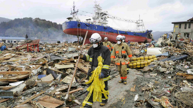 Jepang saat memperingati 4 tahun tsunami dan gempa, 201