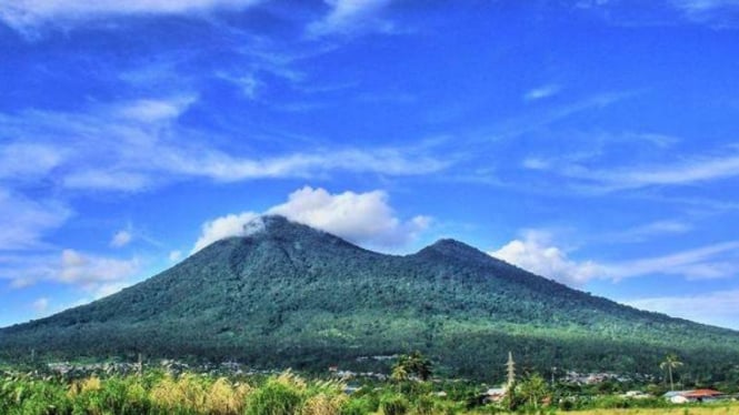 Pegunungan di Kota Bitung