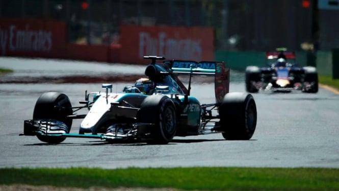 Pembalap Mercedes, Nico Rosberg, di GP Australia
