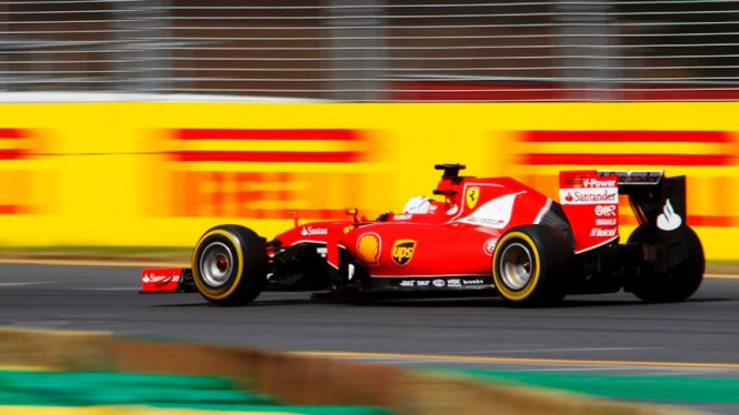 Pembalap Ferrari, Sebastian Vettel di Sirkuit Melbourne, Australia