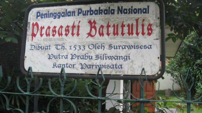 Situs Prasasti Batu Tulis di Desa Batu Tulis, Sukasari Bogor, Jawa Barat.