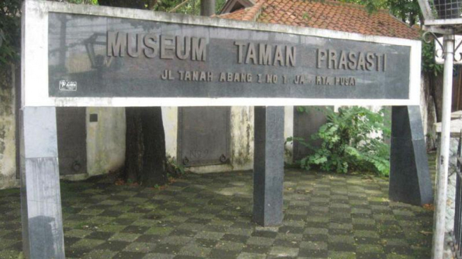 Museum Taman Prasasti, Jalan Tanah Abang 1, Jakarta Pusat. 