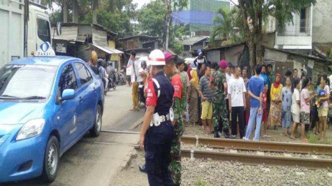 Stasiun Kereta Rawa Buaya