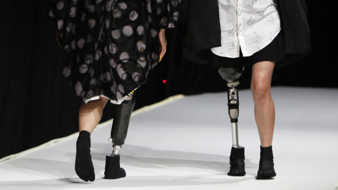 Model Difabel di Tokyo Fashion Week