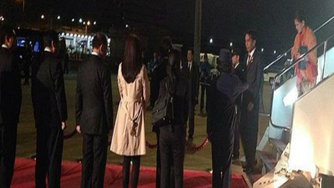Presiden Joko Widodo dan rombongan tiba di Jepang