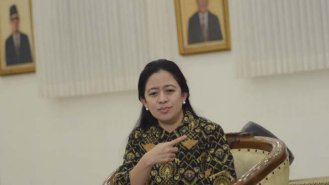 Menteri Puan Serahkan SPT Pajak Tahunan