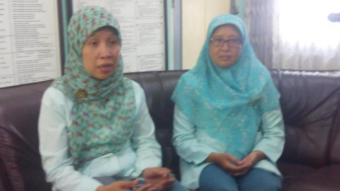 Guru Akseyna di SMAN 8 Yogyakarta saat bercerita sosok Akseyna, Rabu (1/4/2015)