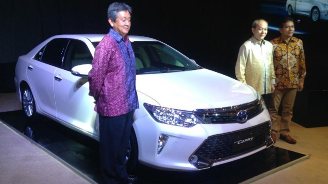 Launching Toyota New Camry