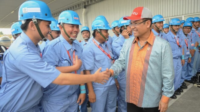 peresmian pabrik isuzu di karawang