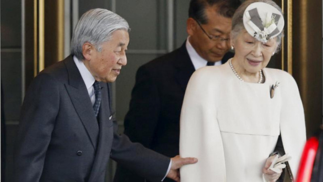 Kaisar Jepang Akihito dan Permaisuri Michiko.